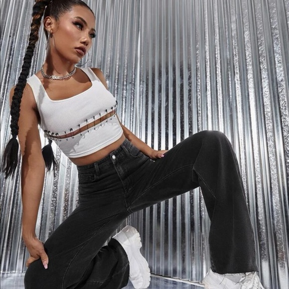 Black Zipper Fly Straight Leg Jeans - Picture 4 of 5